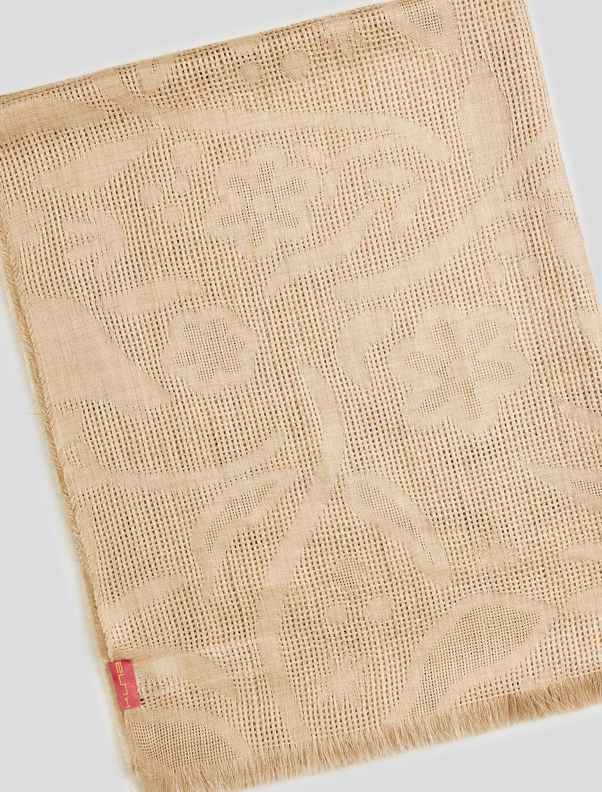 Yruma Shawl Baby Alpaca Color Beige - Image 6