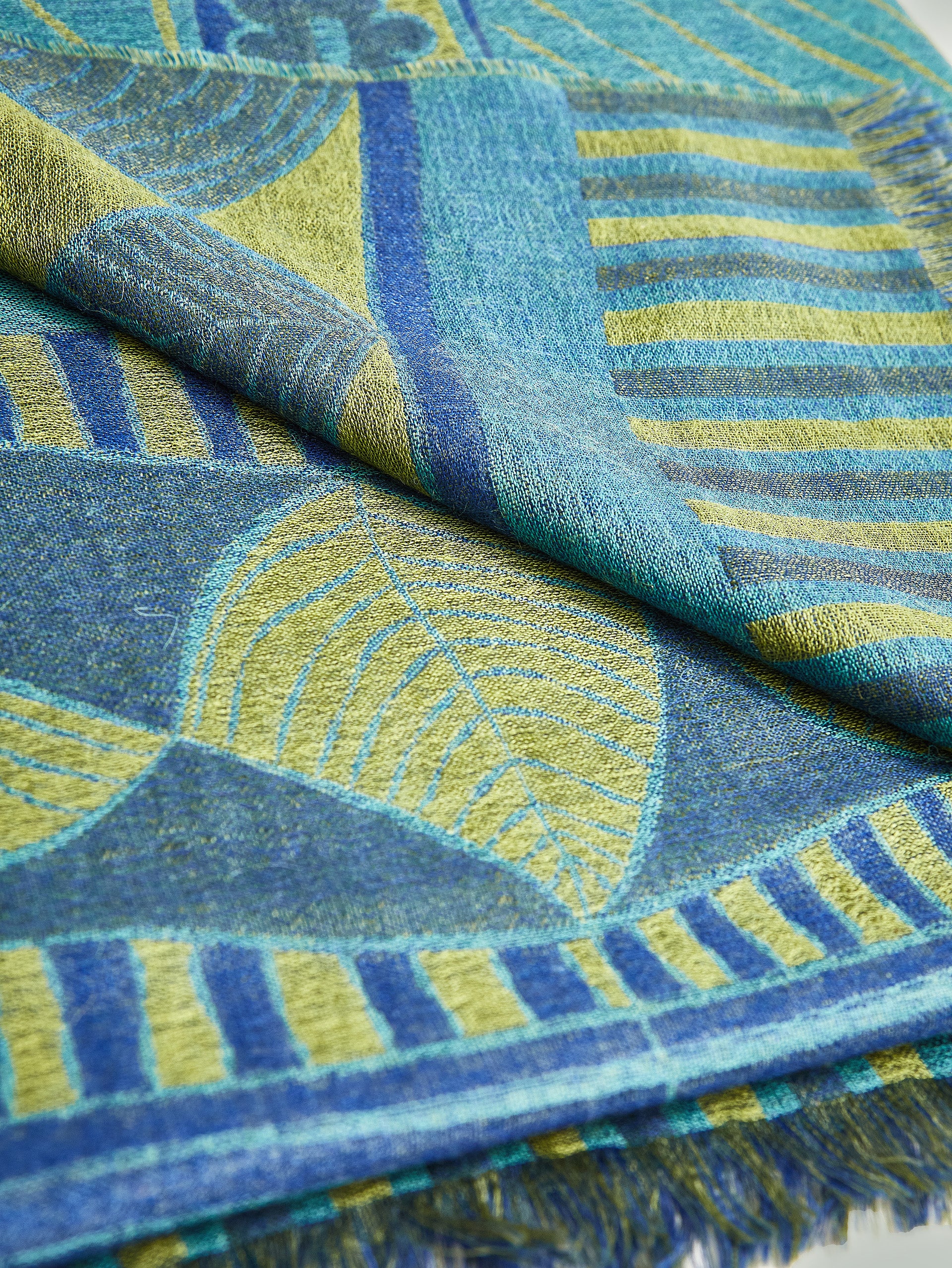 Ysiel Shawl Baby Alpaca Color Blue - Image 4