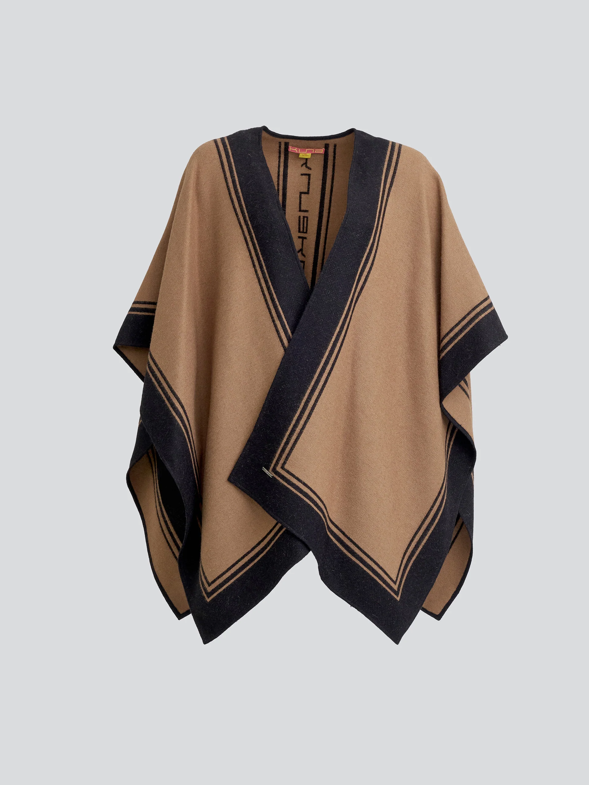 Yuana Cape Baby Alpaca Color Camel