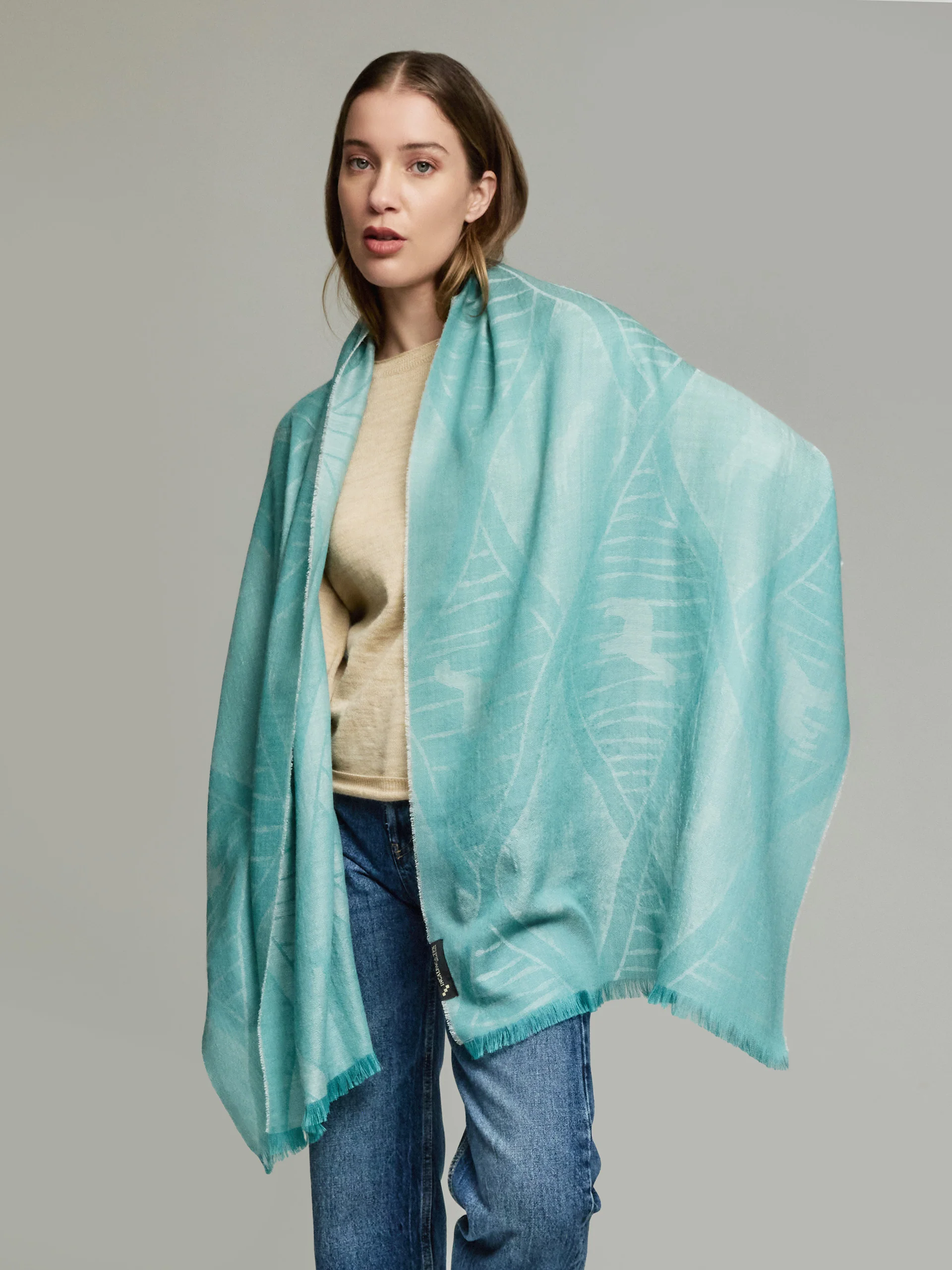Yuca Shawl Baby Alpaca Color Green