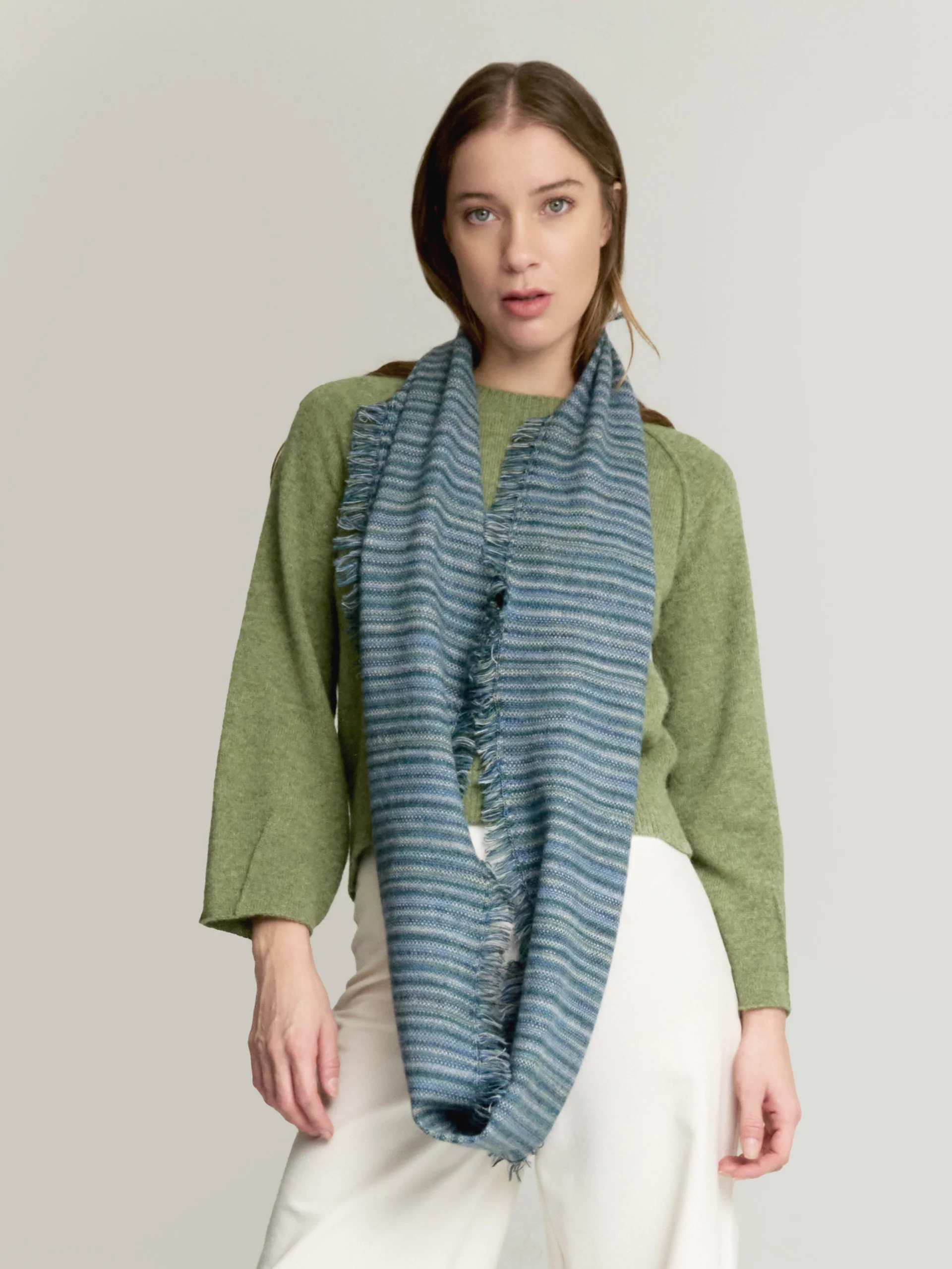Yudith Scarf Baby Alpaca Color Green