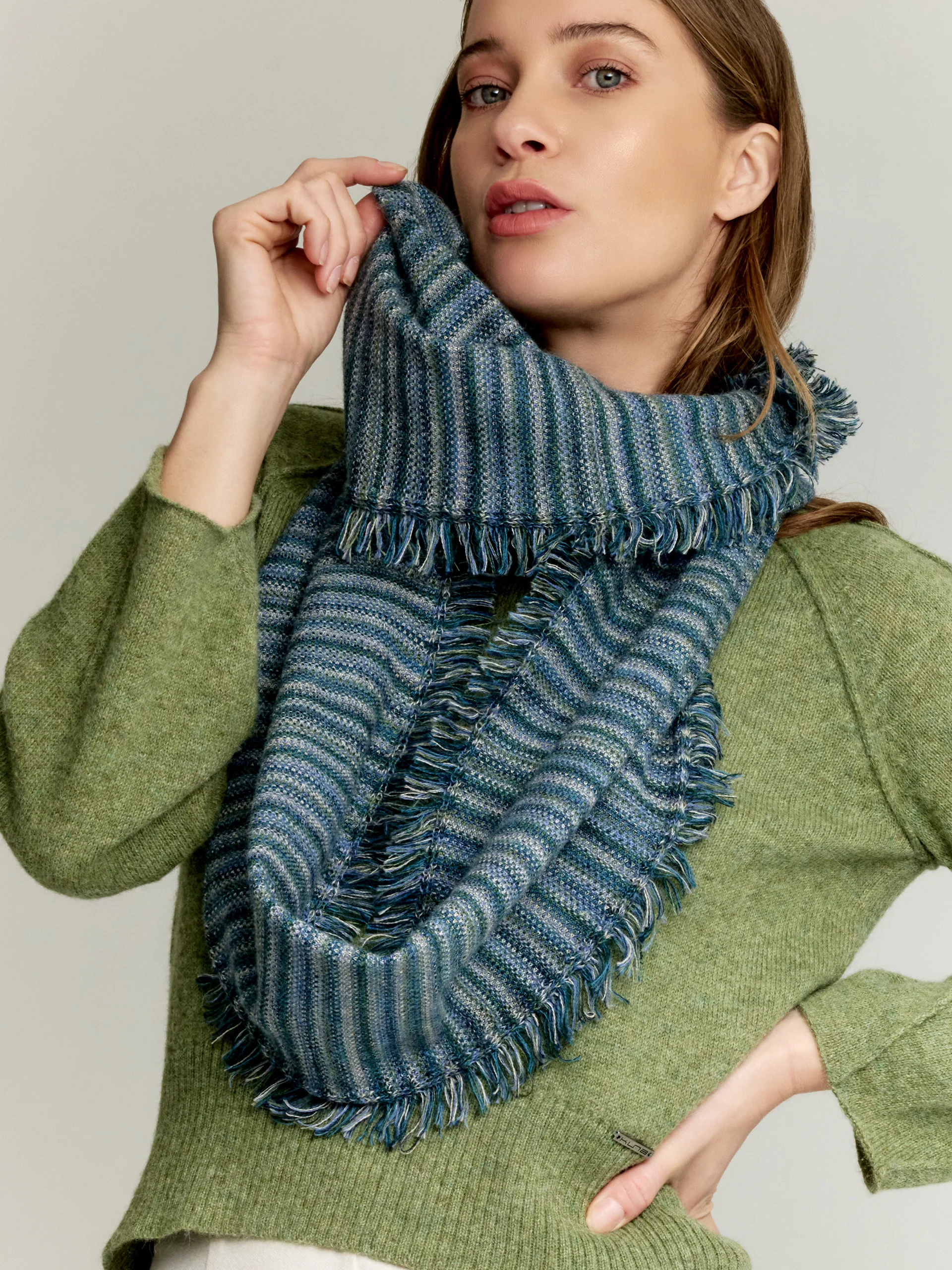 Yudith Scarf Baby Alpaca Color Green - Image 3