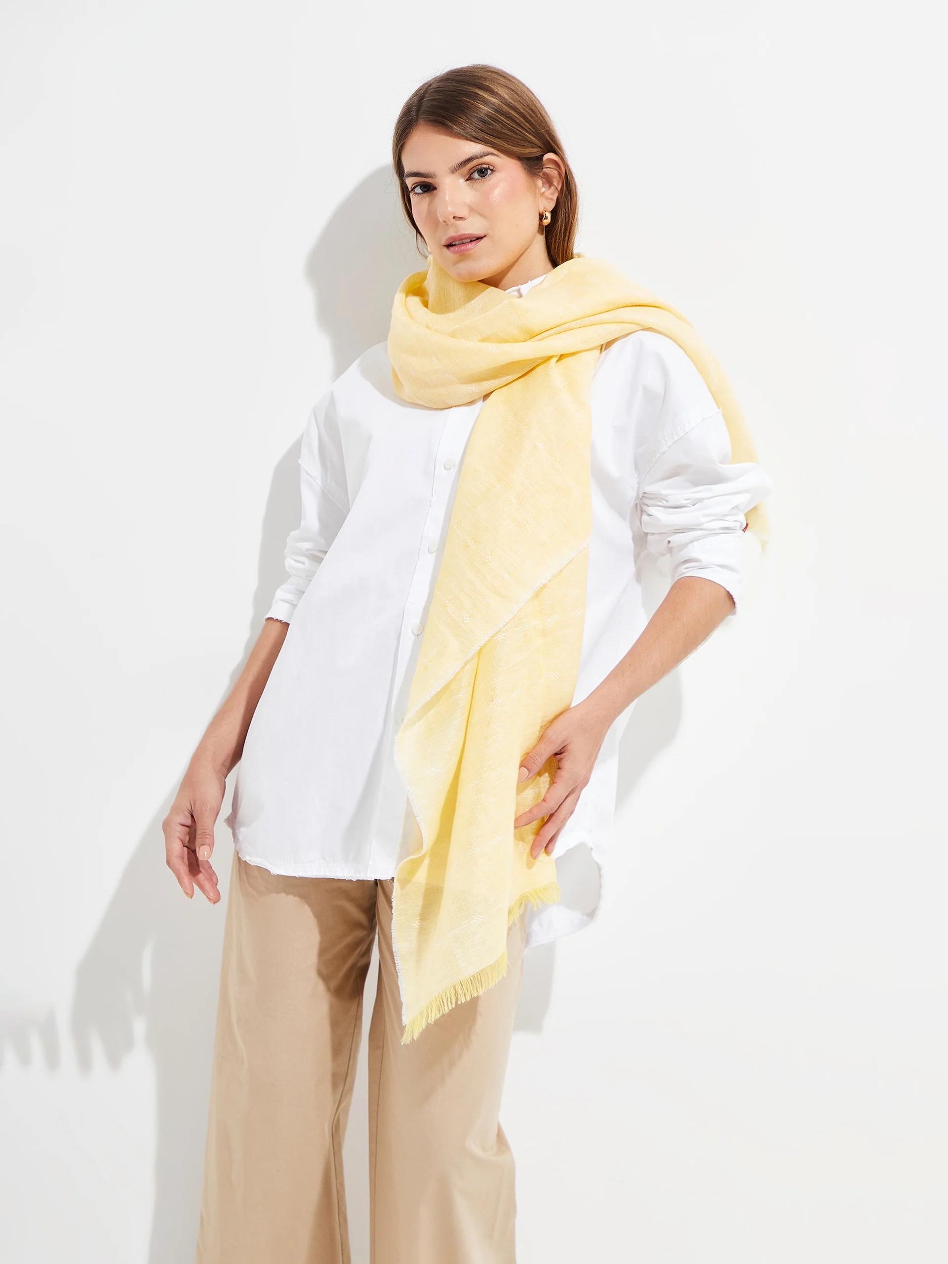 Yvory Shawl Linen Color Yellow