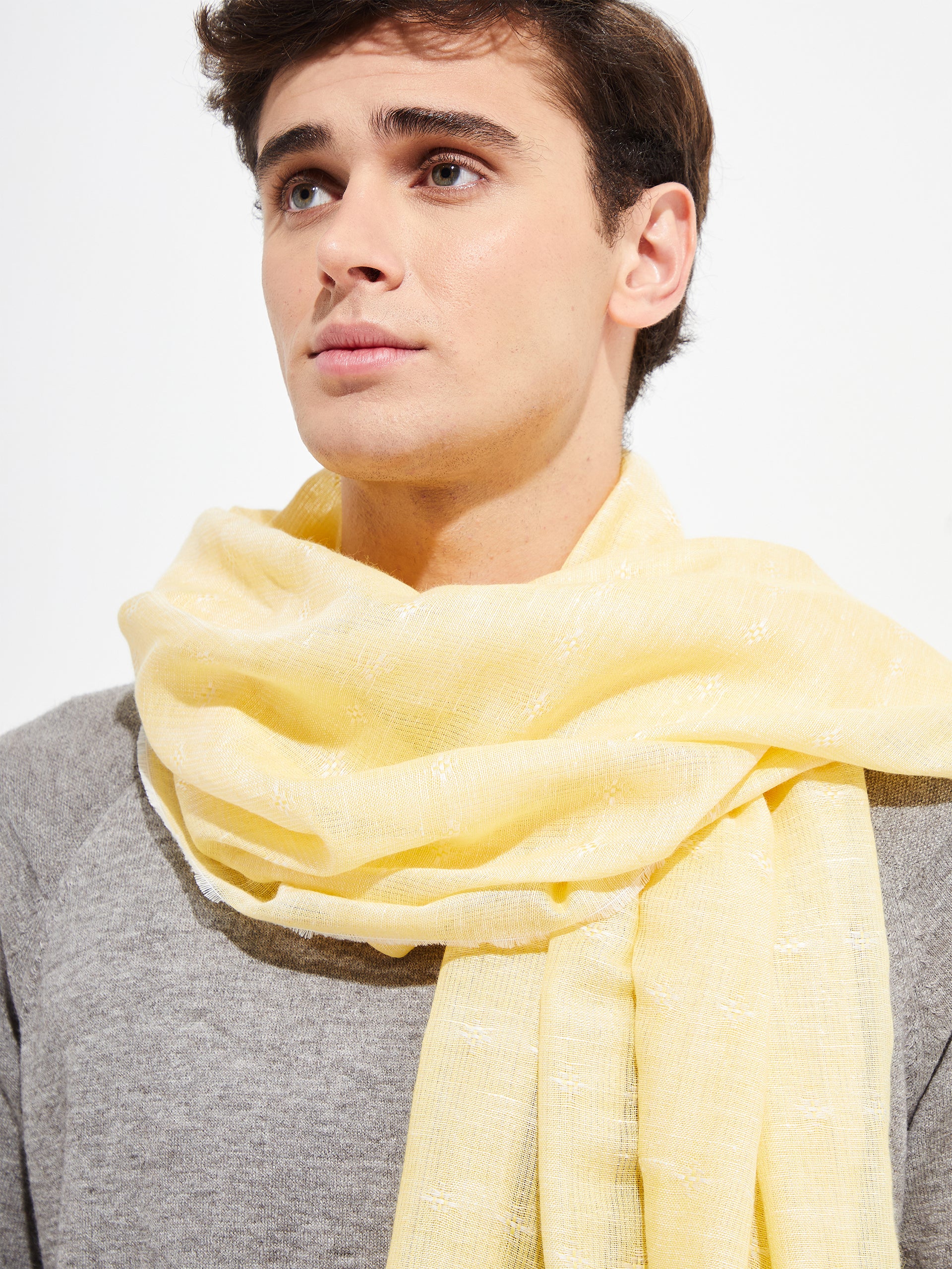 Yvory Shawl Linen Color Yellow - Image 5