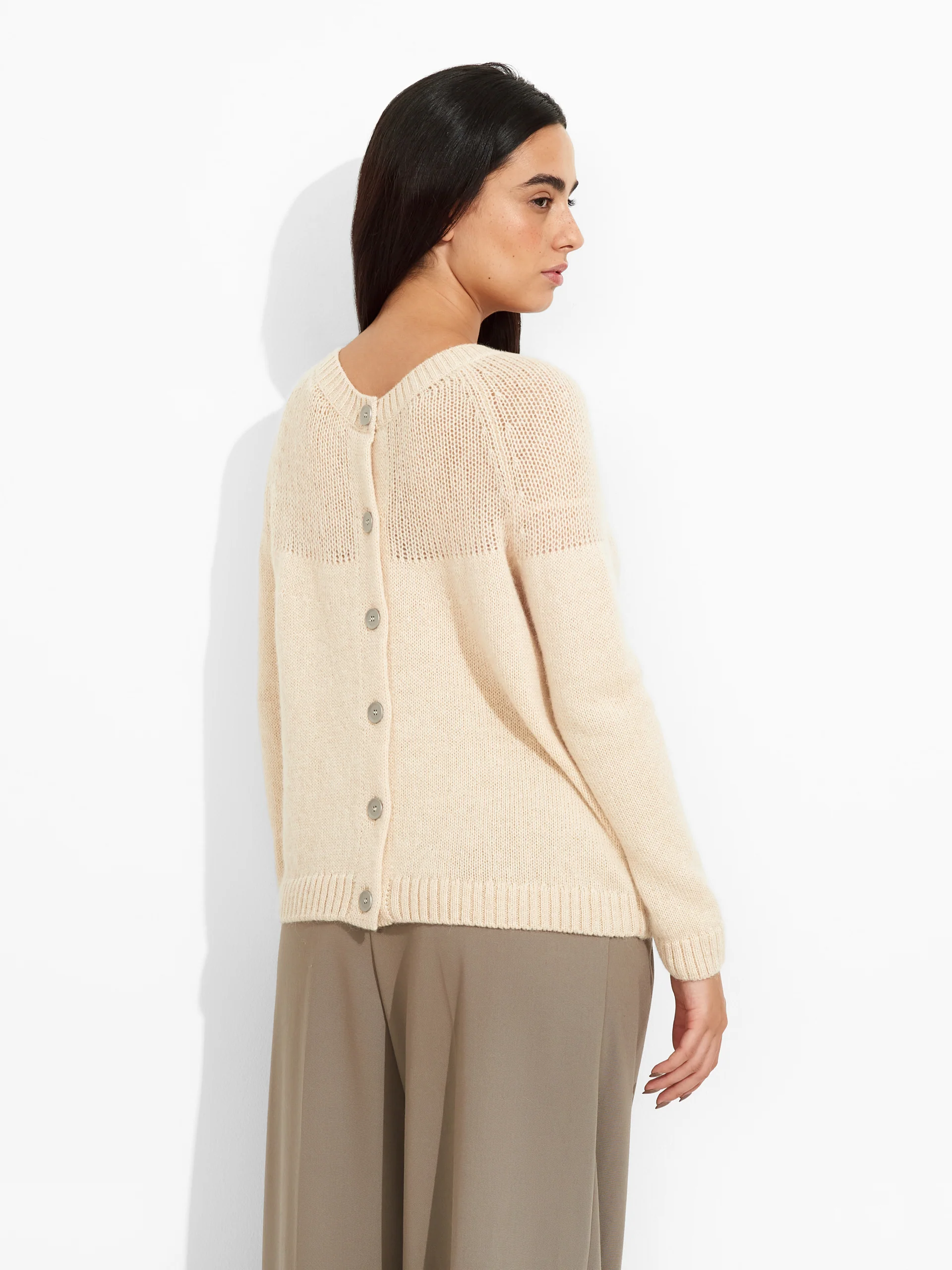 Zabine Cardigan Baby Alpaca Color Beige - Image 3