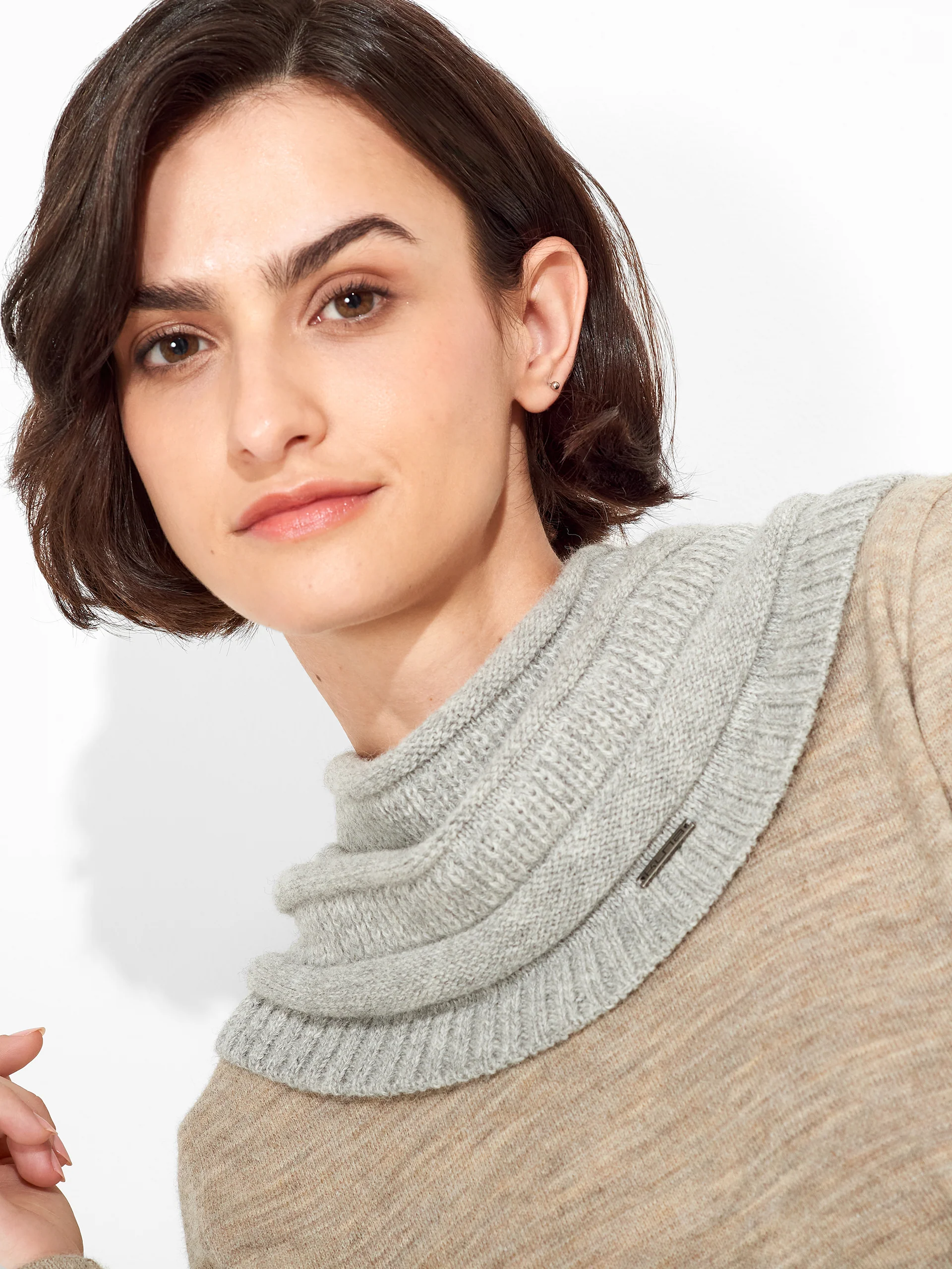 Zada Scarf Baby Alpaca Color Grey - Image 3