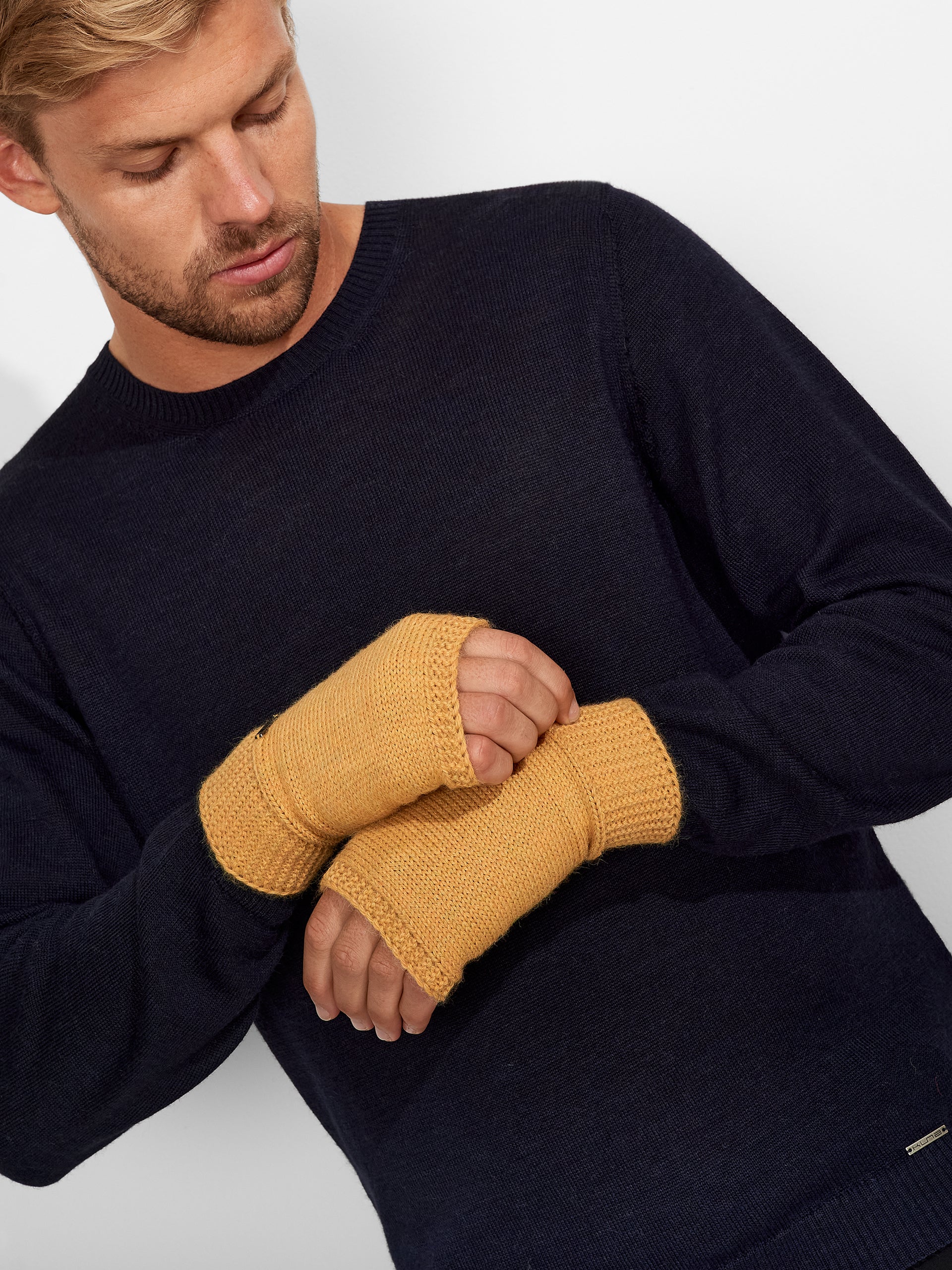 Zafiro Gloves Baby Alpaca Color Yellow - Image 5