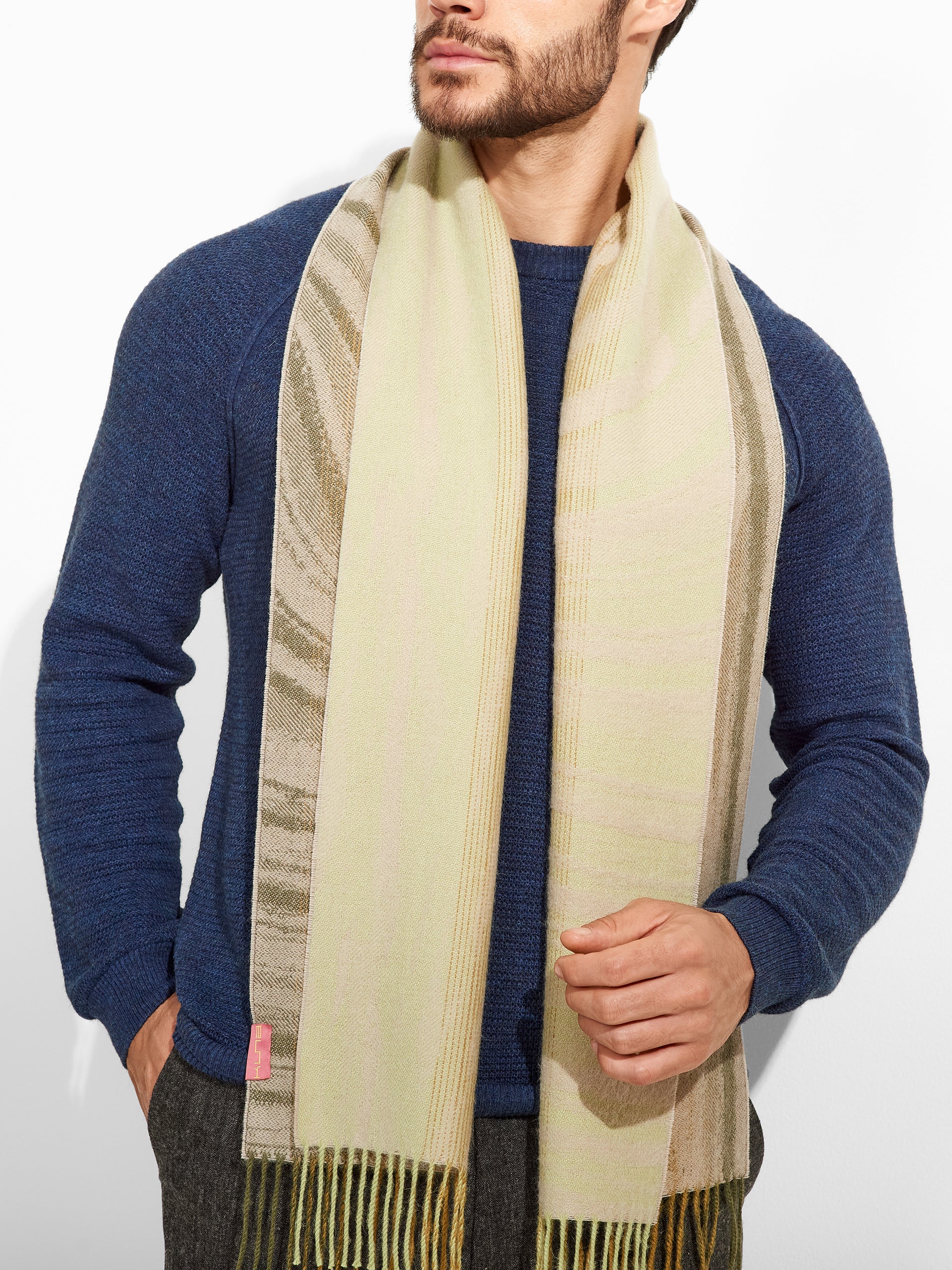 Zagoni Scarf Baby Alpaca Color Green - Image 5