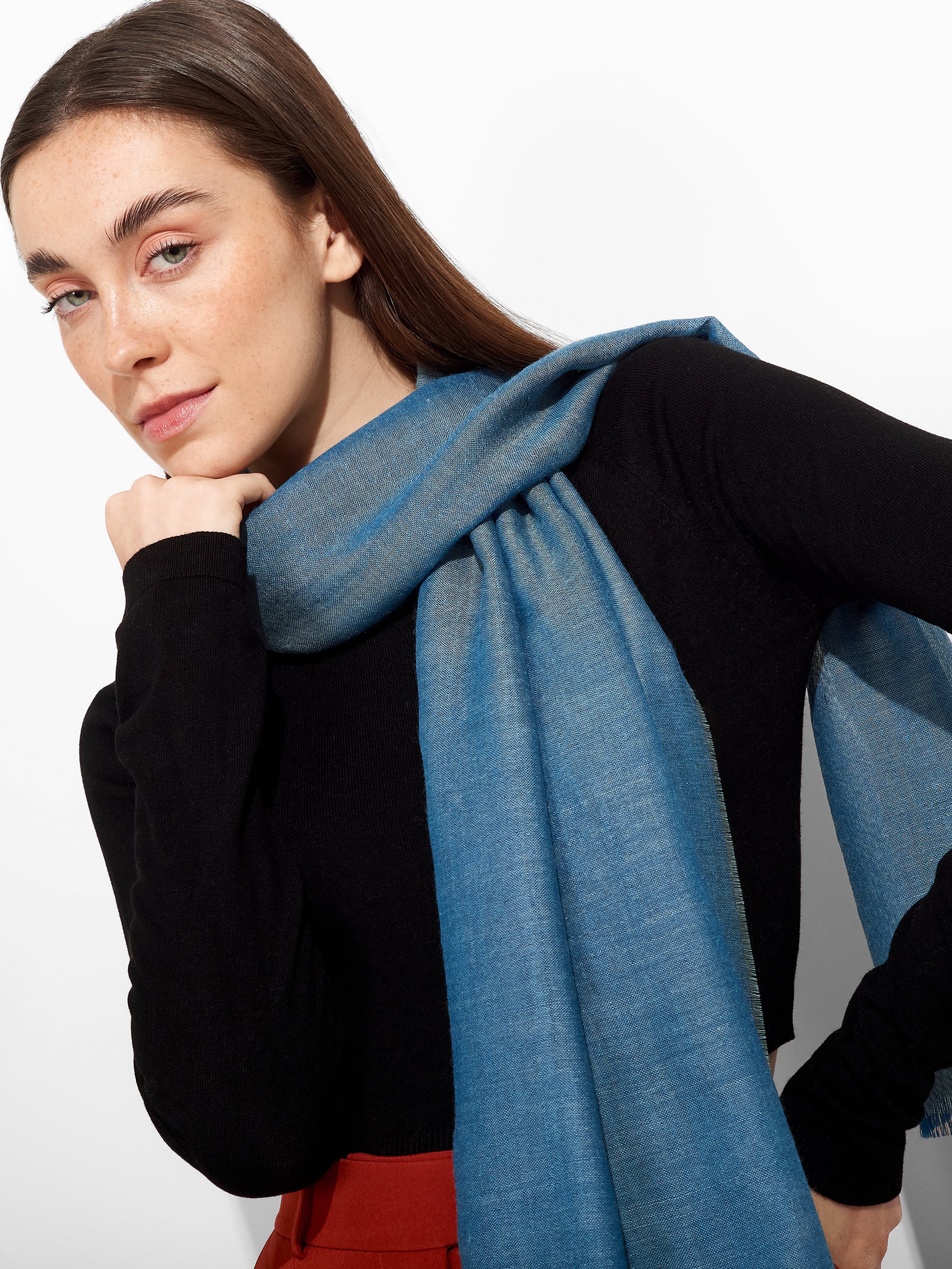 Zaina Shawl Baby Alpaca Color Ligth Blue - Image 3