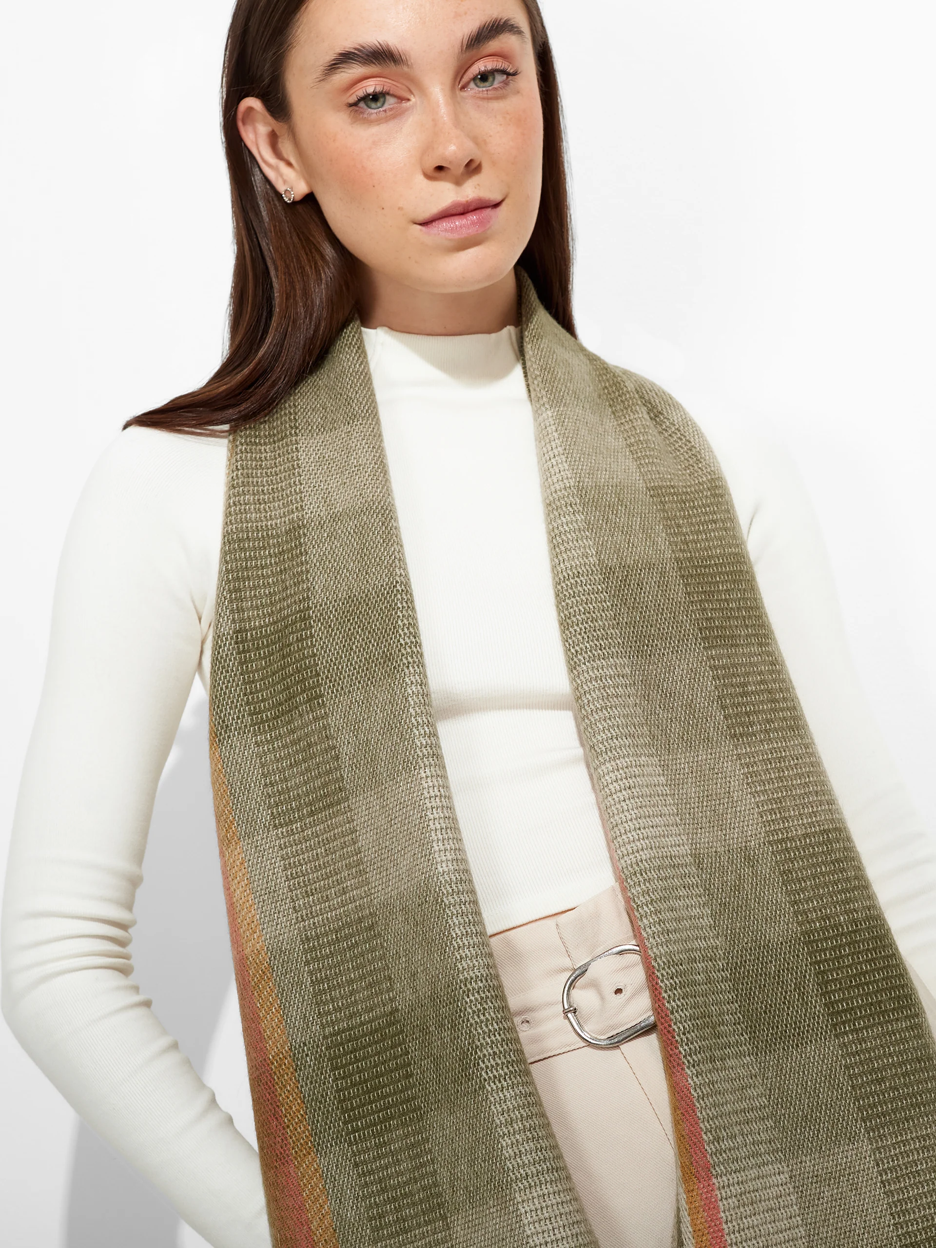 Zamery Scarf Baby Alpaca Color Green - Image 3