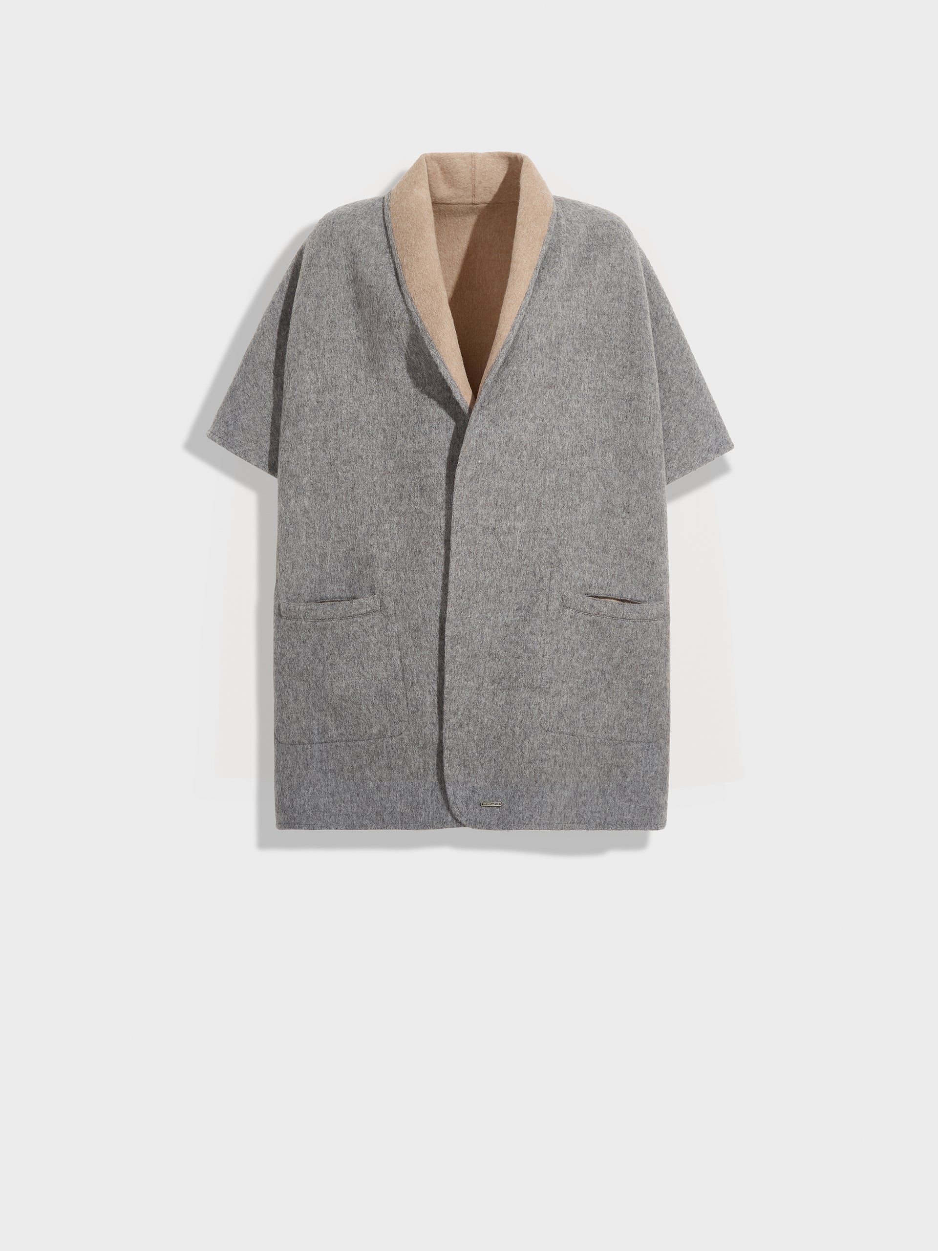 Zea Cape Baby Alpaca Color Beige - Image 7