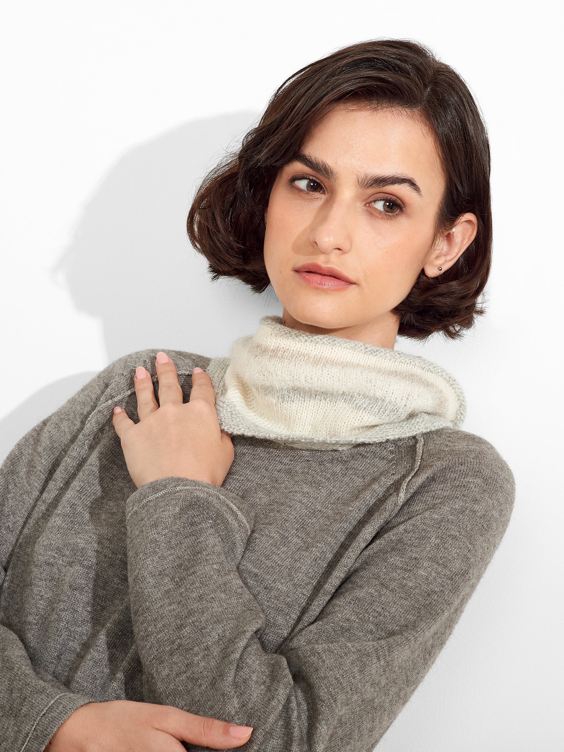 Zegovia Scarf Baby Alpaca Color Ecru - Image 3