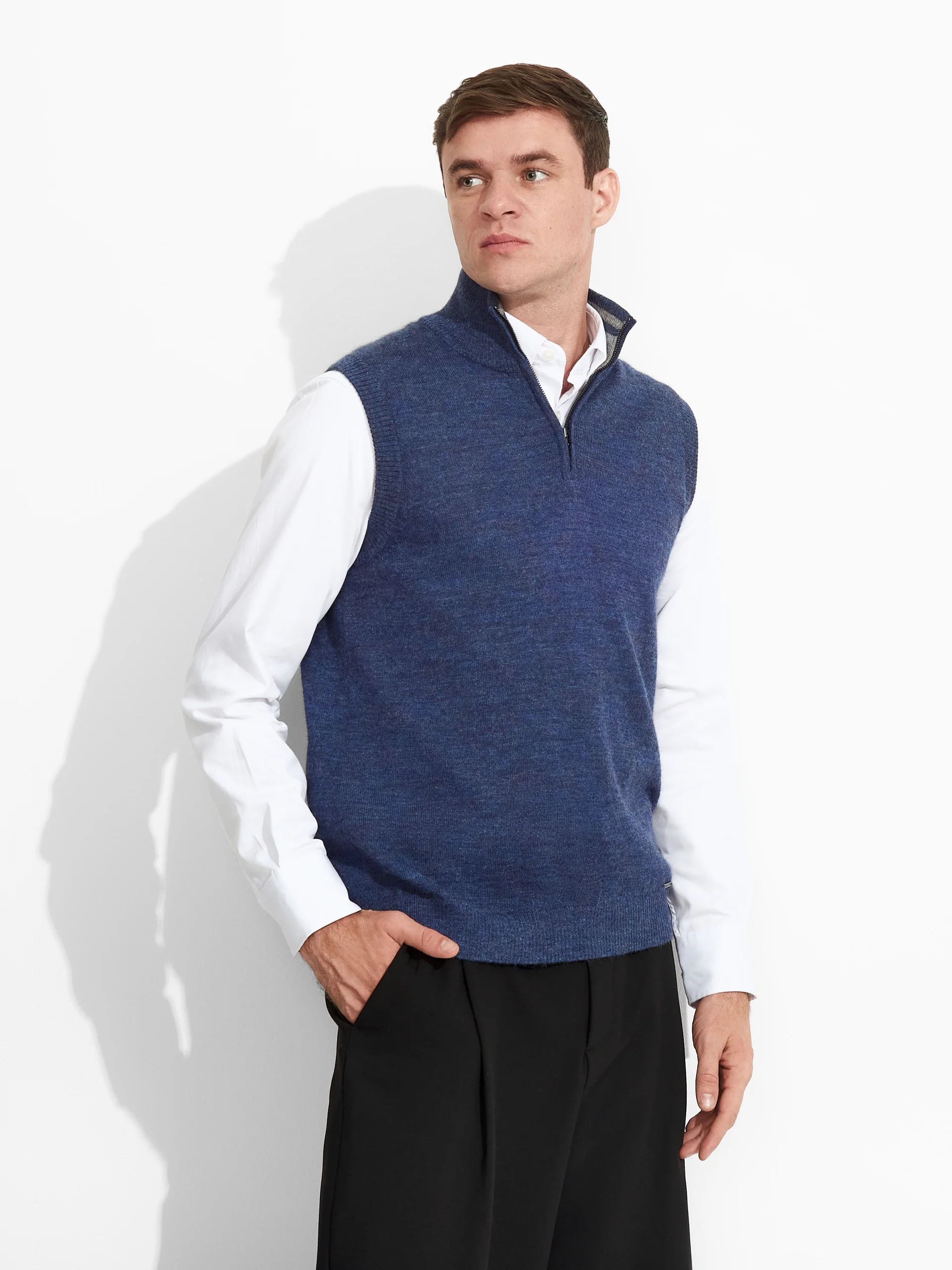 Zenith Vest Baby Alpaca Color Blue - Image 2