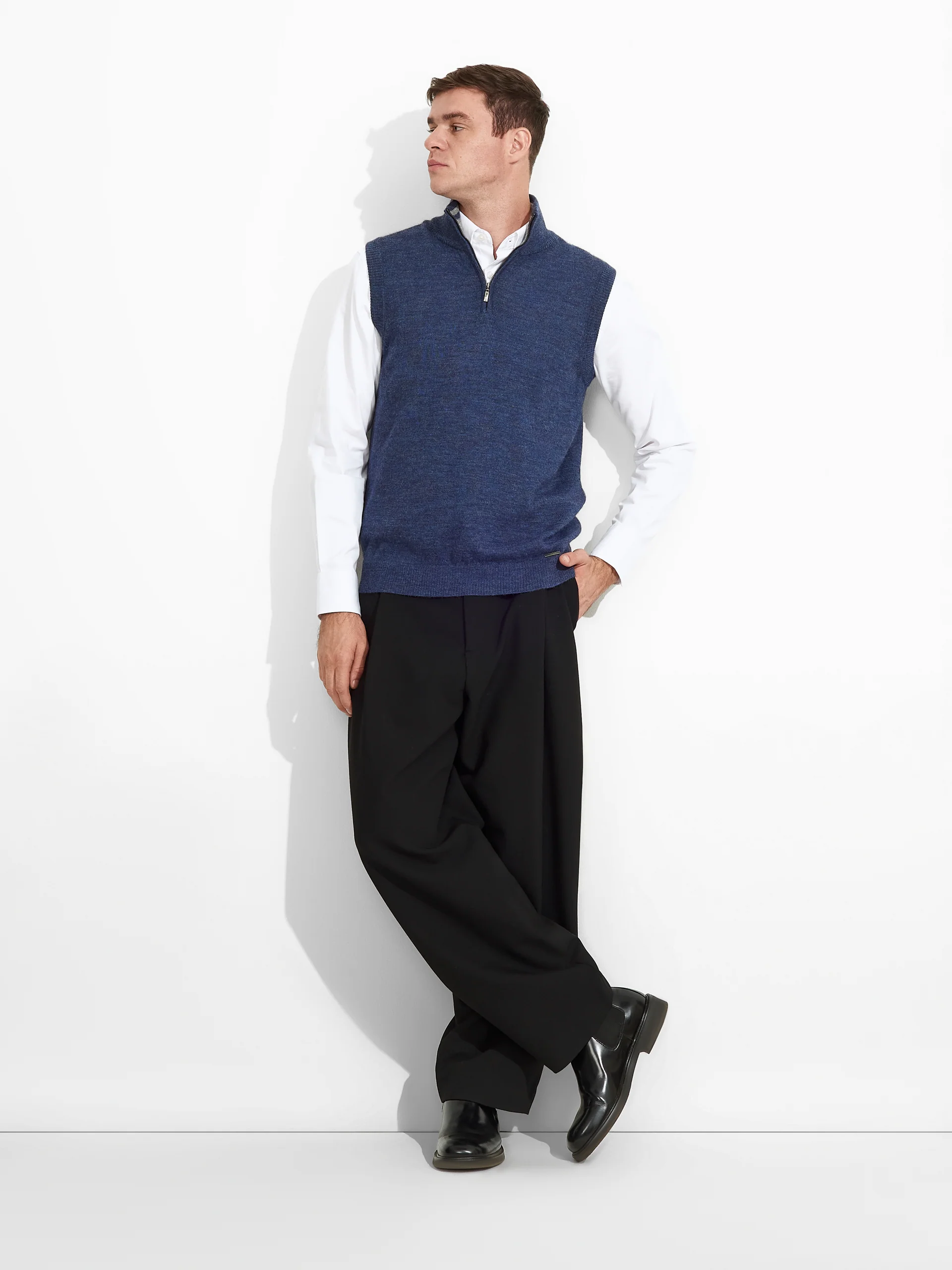 Zenith Vest Baby Alpaca Color Blue - Image 4