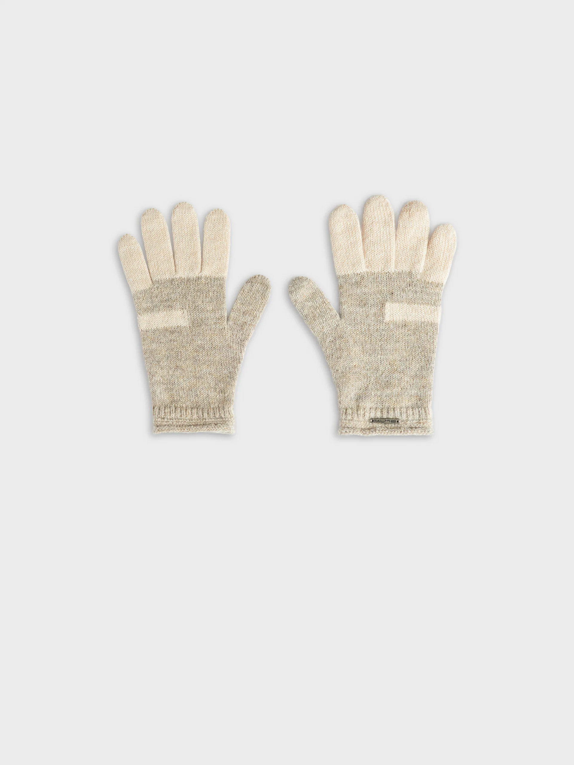 Zoe Gloves Baby Alpaca Color Beige - Image 2