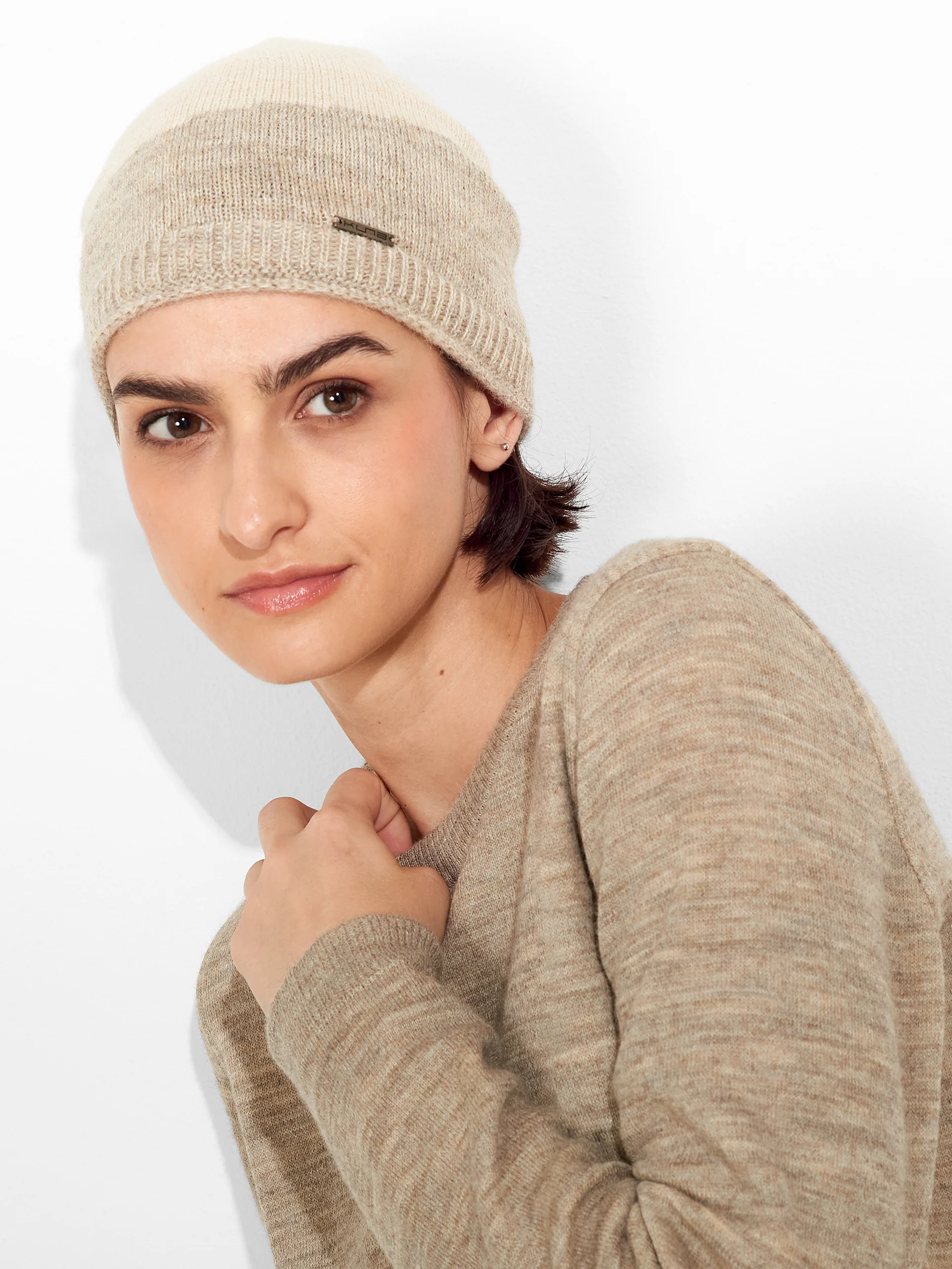 Zoe Hat Baby Alpaca Color Beige - Image 3