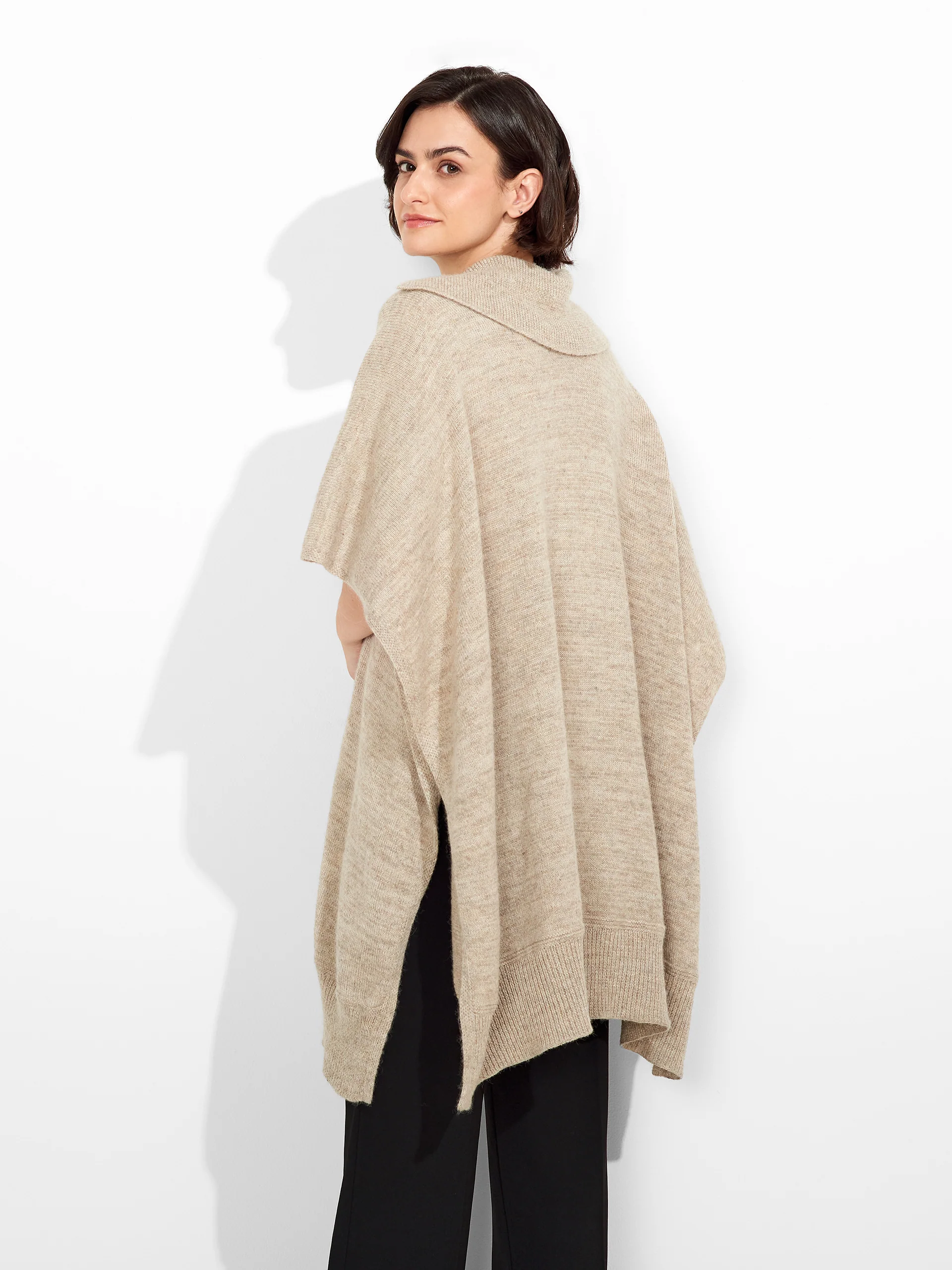 Zoila Poncho Baby Alpaca Color Beige - Image 3
