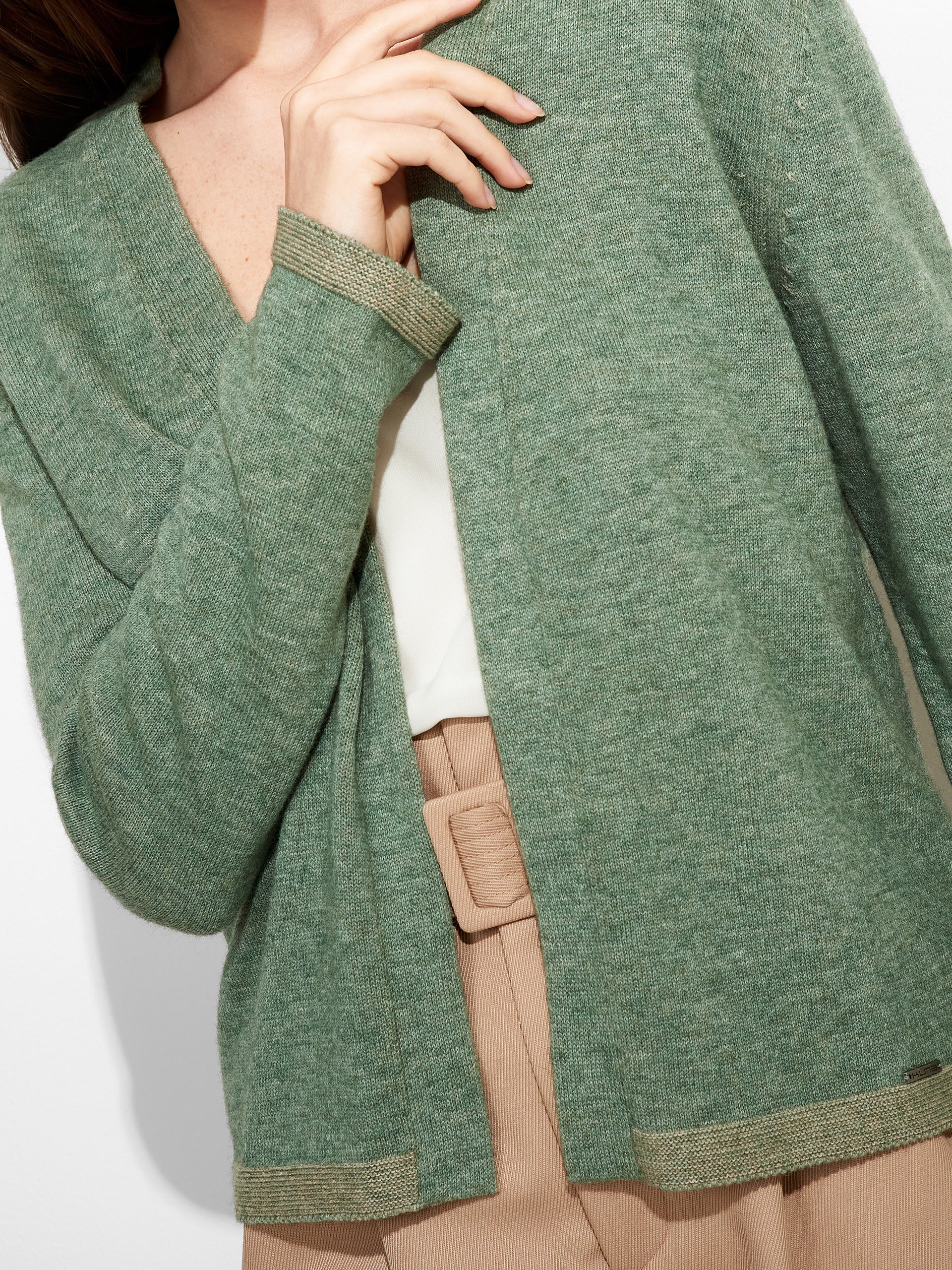 Zoraya Cardigan Cotton Color Green - Image 5