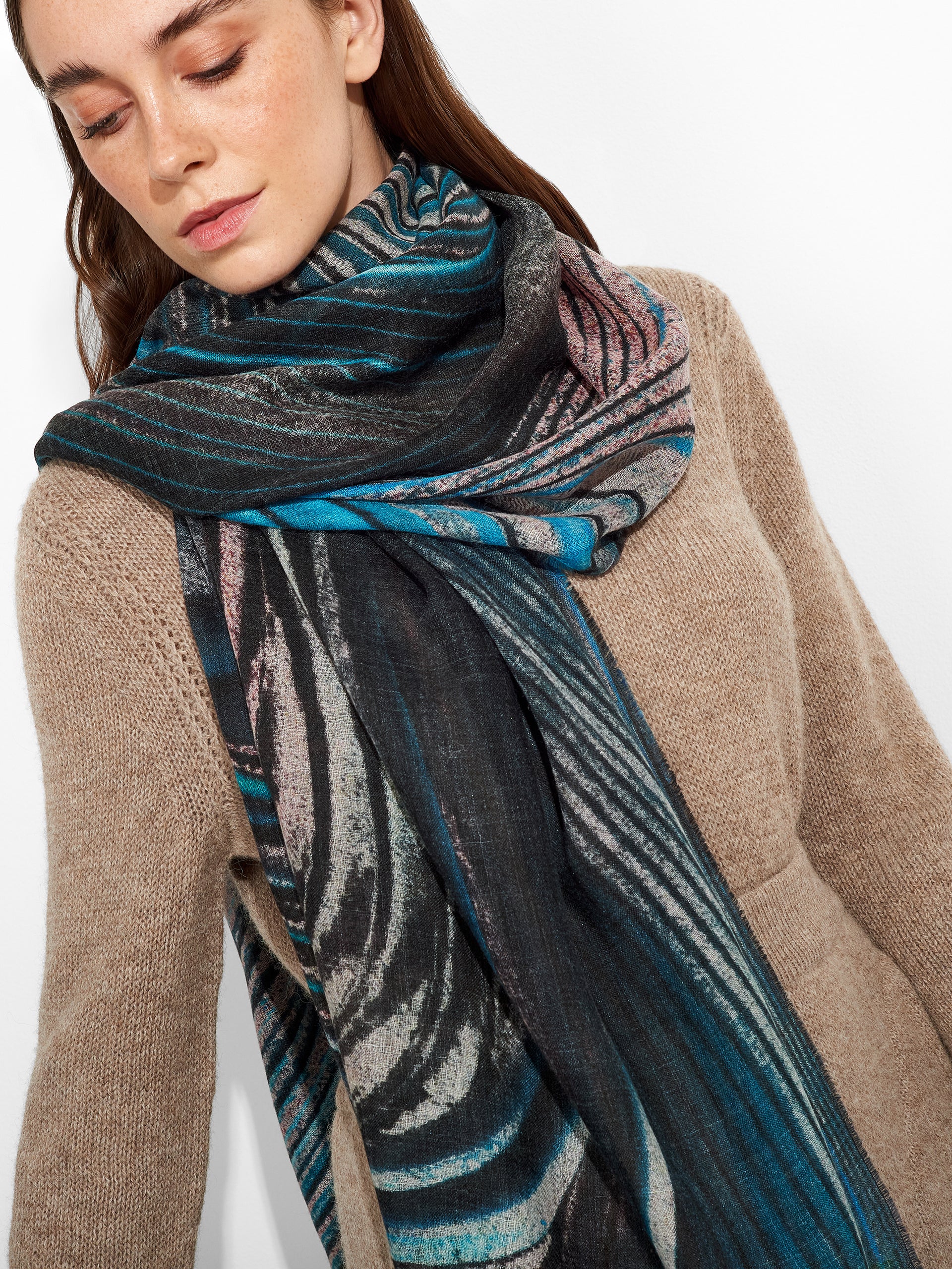 Ztamp 7 Shawl Baby Alpaca Color Multicolor - Image 3